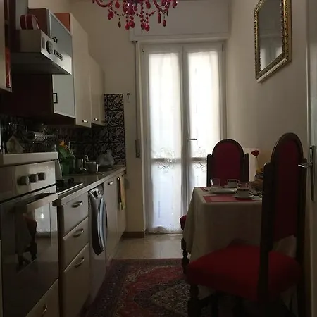 Locazione Turistica Sole בית הארחה 3*