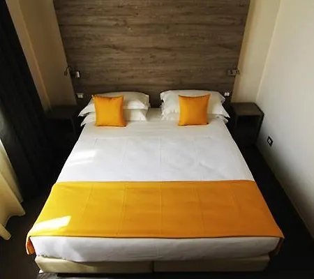 Locazione Turistica Sole 3* ורונה