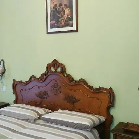 Locazione Turistica Sole בית הארחה ורונה